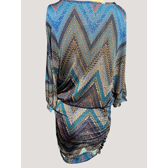 Soprano Dress Size Medium Bodycon Multicolor Chevron Print Cold Shoulder - Picture 5 of 7